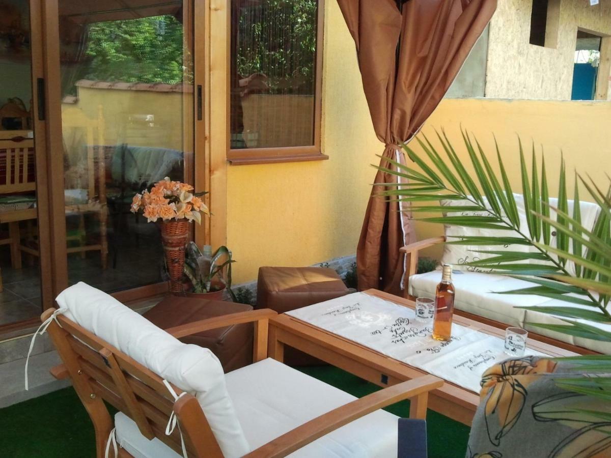 Vila Riviera Chernomorets Exterior foto